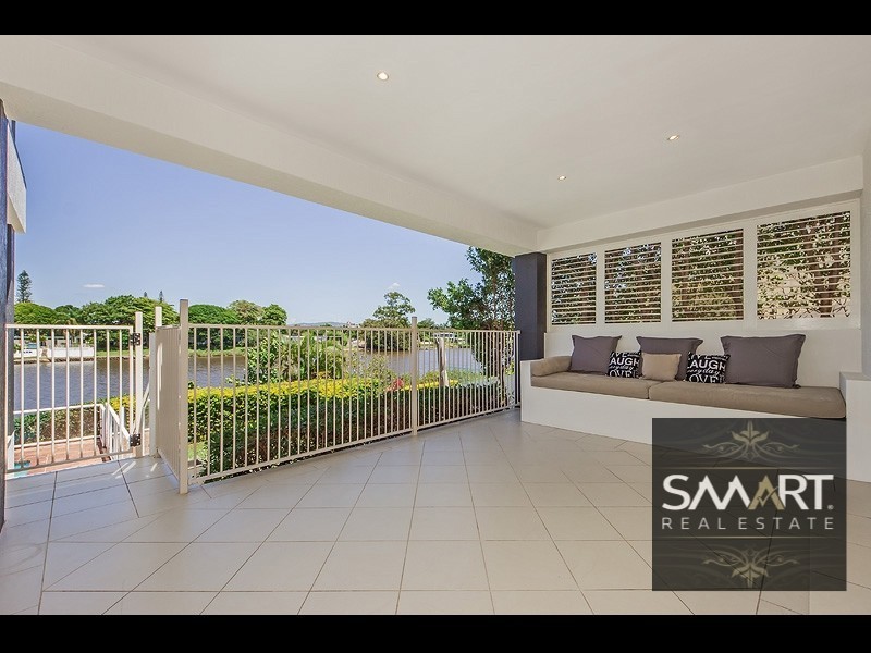 92 Cabana Boulevard, Benowa Waters QLD 4217