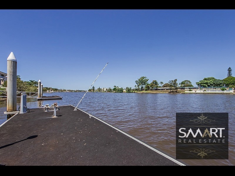 92 Cabana Boulevard, Benowa Waters QLD 4217