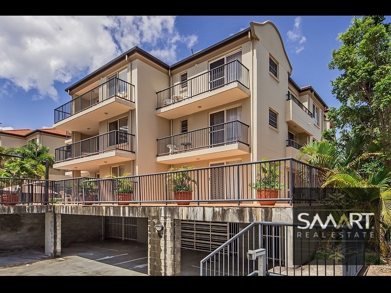 16/3 Sunset Boulevard, Surfers Paradise QLD 4217