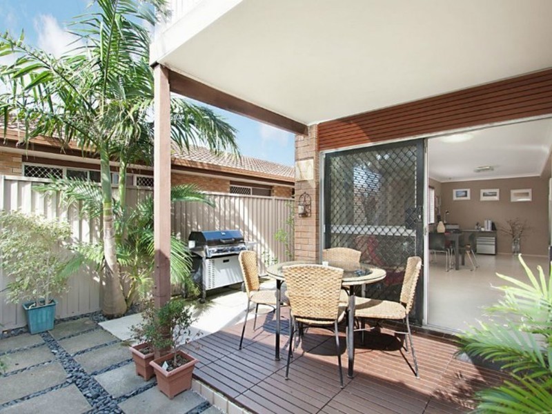 1/40 Cypress Terrace, Palm Beach QLD 4221