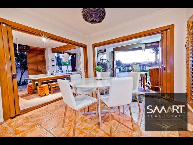 39 Meadowview Drive, Carrara QLD 4211