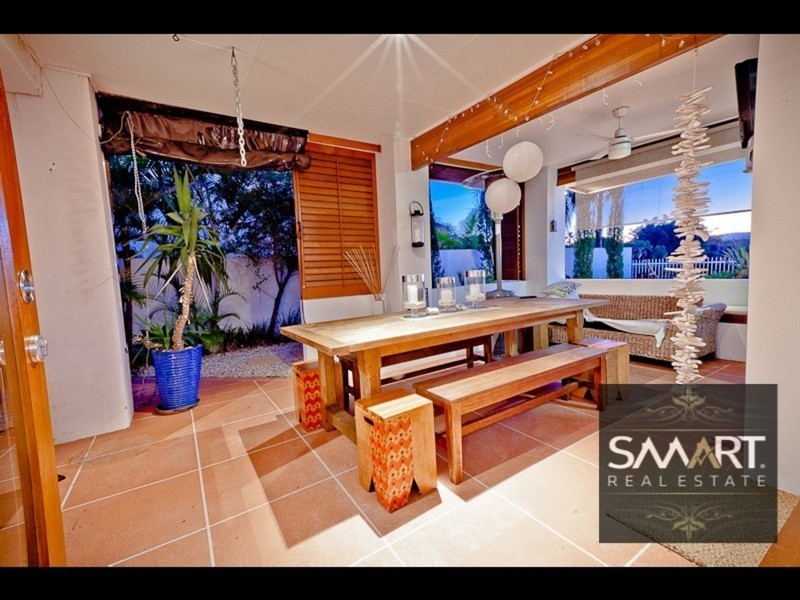 39 Meadowview Drive, Carrara QLD 4211