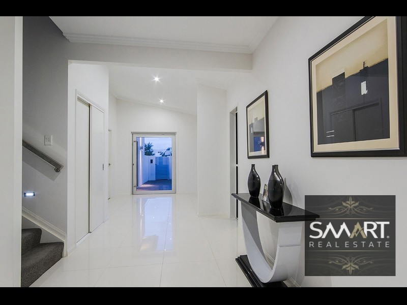 19 North Quay, Biggera Waters QLD 4216