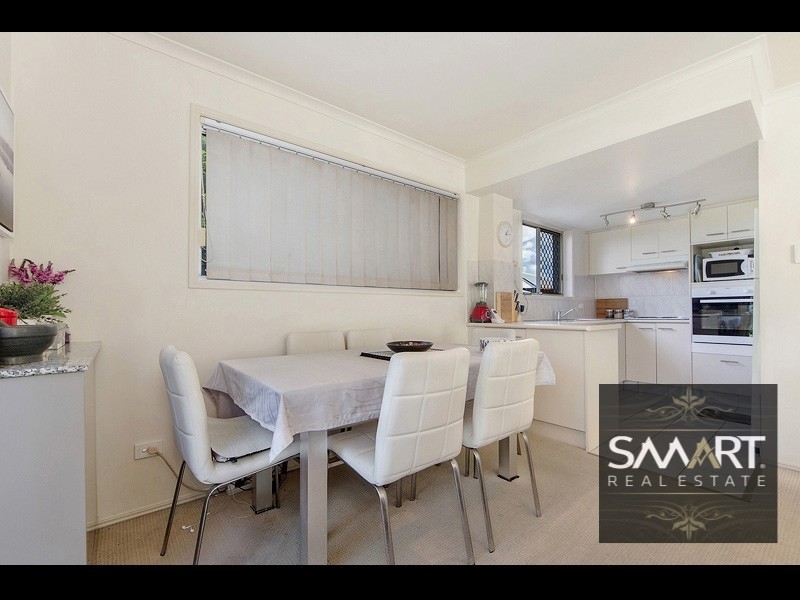 7/74 Pohlman Street, Southport QLD 4215