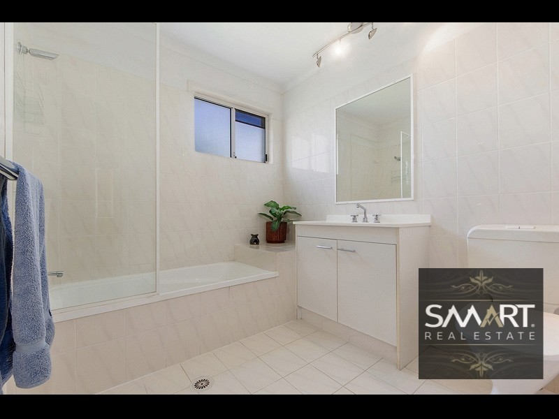 7/74 Pohlman Street, Southport QLD 4215