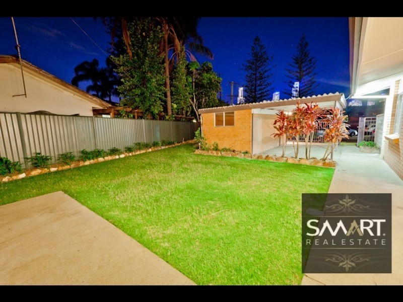 3 Valencia Avenue, Isle Of Capri QLD 4217