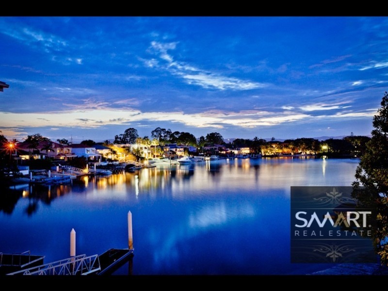 3 Valencia Avenue, Isle Of Capri QLD 4217