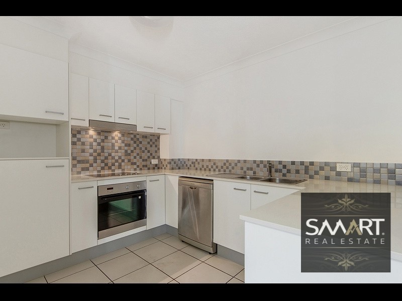 17/15 Lloyd Street, Southport QLD 4215