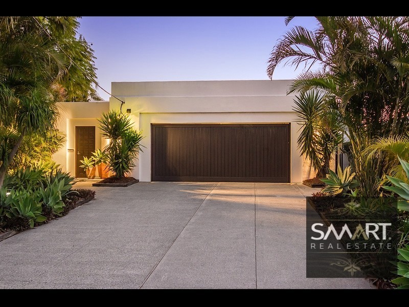 3 Florence Court, Isle Of Capri QLD 4217