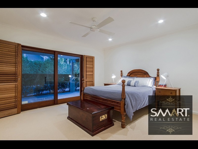 3 Florence Court, Isle Of Capri QLD 4217