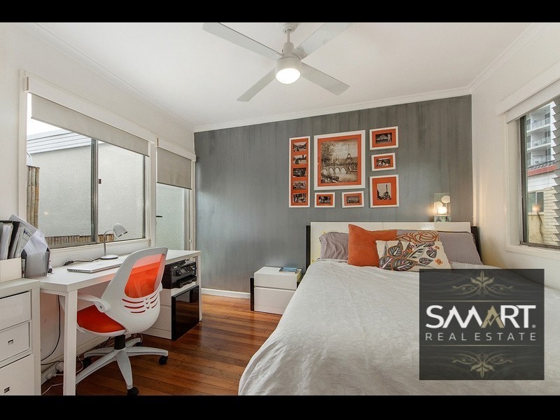 3/10 Stanhill Drive, Chevron Island QLD 4217