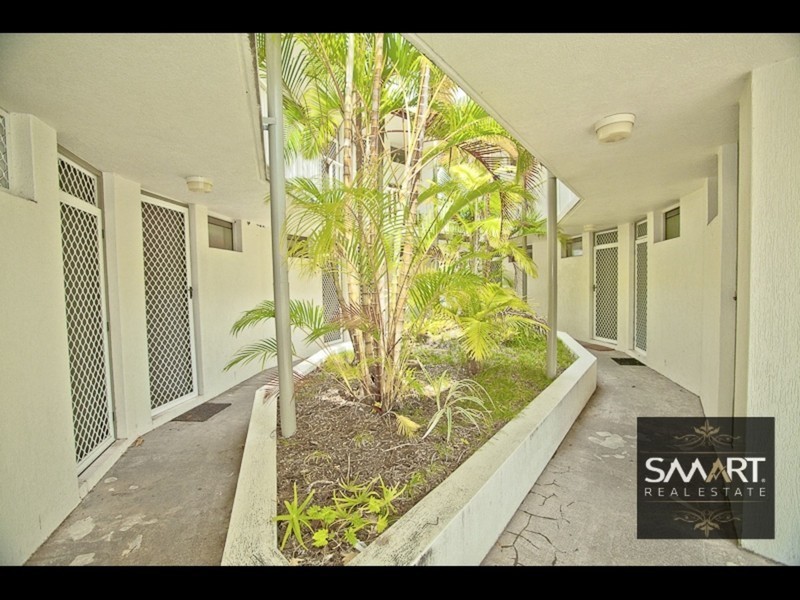 3/15 Weemala Street, Chevron Island QLD 4217