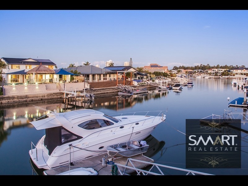 102 Sundance Way, Runaway Bay QLD 4216