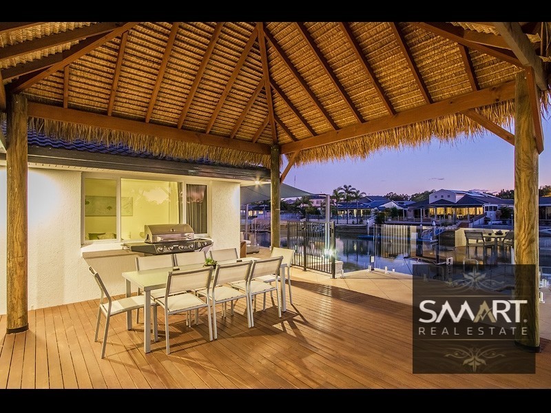 102 Sundance Way, Runaway Bay QLD 4216