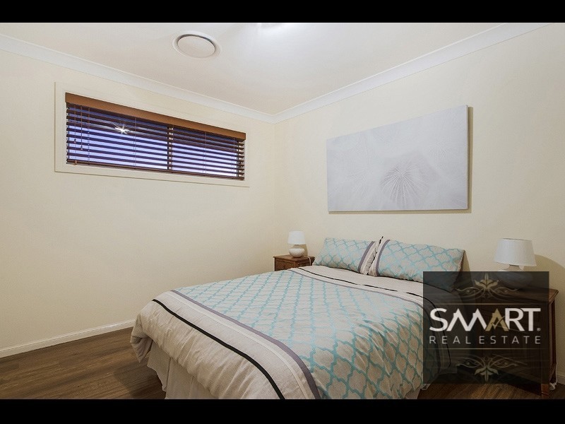 102 Sundance Way, Runaway Bay QLD 4216