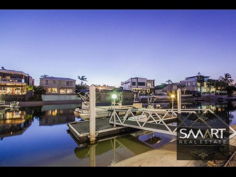 26 The Lido, Isle Of Capri QLD 4217