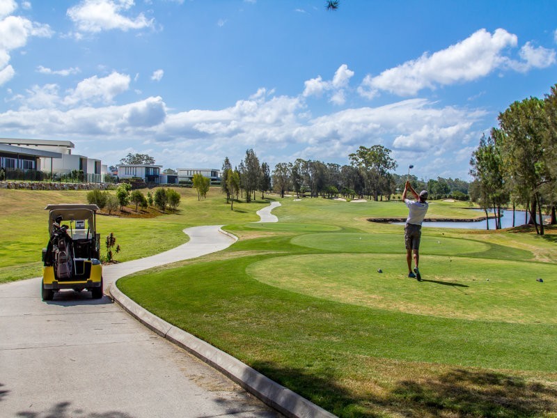 5017A Riverwood Grove, Benowa QLD 4217