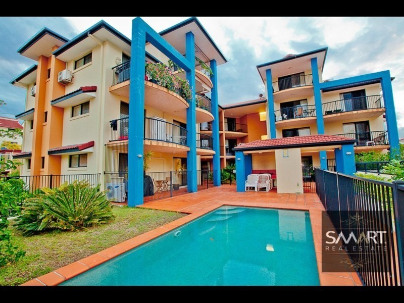 12/10-12 Darrambal Street, Chevron Island QLD 4217