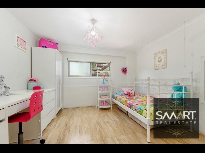 45 Kinarra Street, Ashmore QLD 4214
