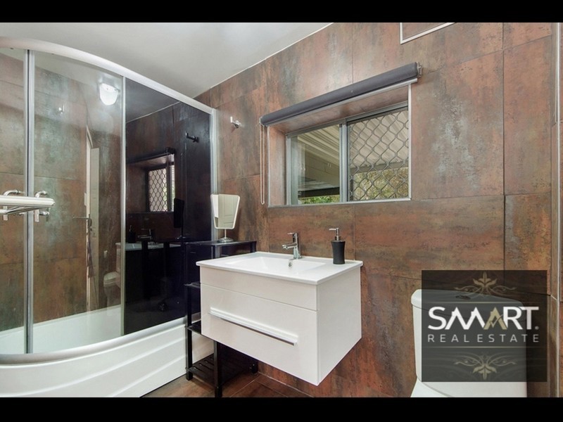 45 Kinarra Street, Ashmore QLD 4214