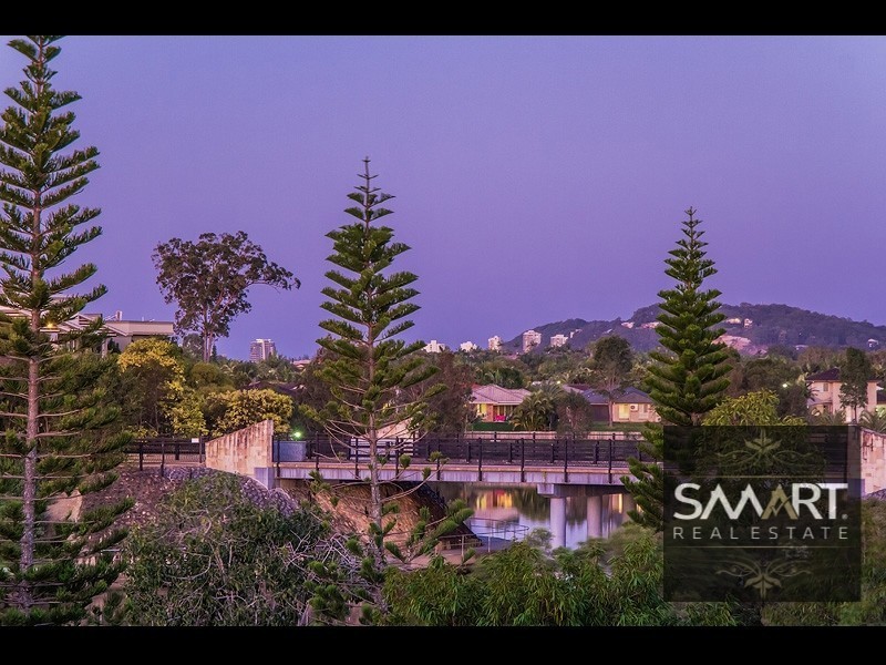 8/29 Port Peyra Crescent, Varsity Lakes QLD 4227