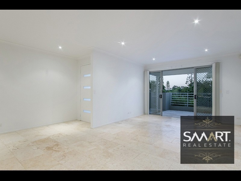 8/29 Port Peyra Crescent, Varsity Lakes QLD 4227