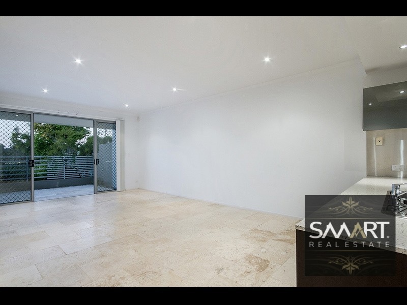 8/29 Port Peyra Crescent, Varsity Lakes QLD 4227