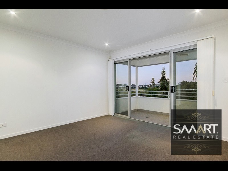 8/29 Port Peyra Crescent, Varsity Lakes QLD 4227