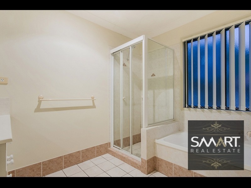 47 Clear River Boulevard, Ashmore QLD 4214