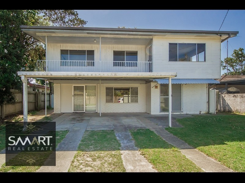 10 Mascala Parade, Mermaid Waters QLD 4218