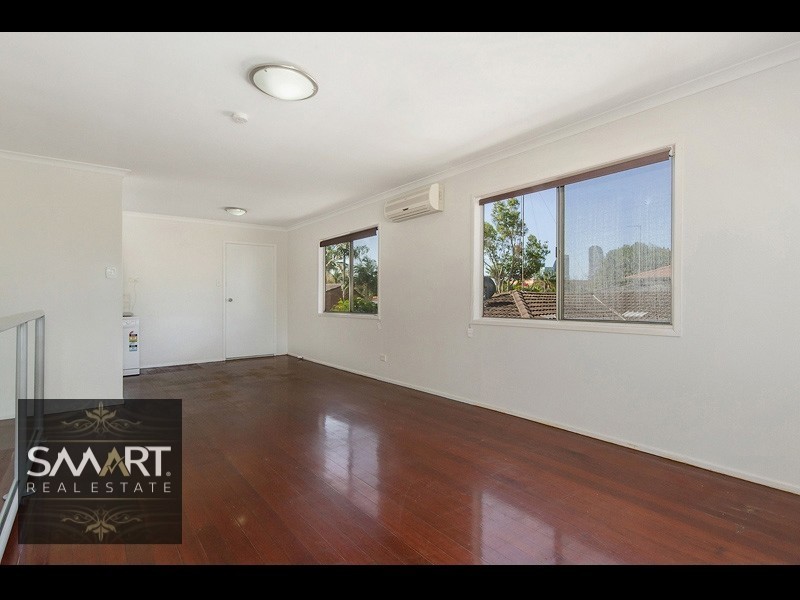 10 Mascala Parade, Mermaid Waters QLD 4218