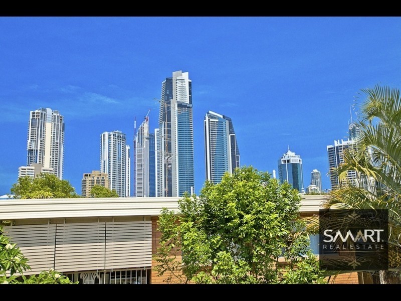 3/15 Weemala Street, Chevron Island QLD 4217