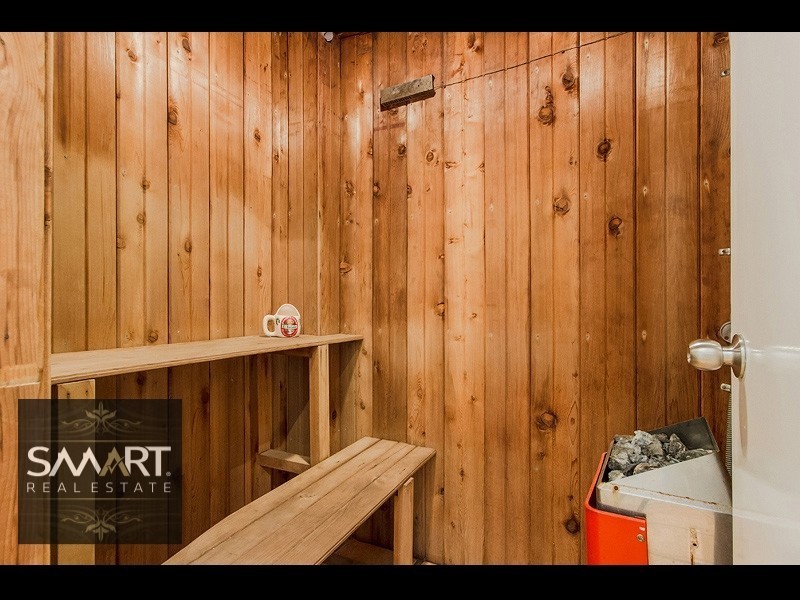 2 Castille Court, Isle Of Capri QLD 4217