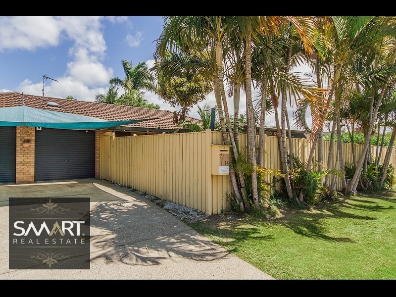 1/14 Stephenson Street, Labrador QLD 4215