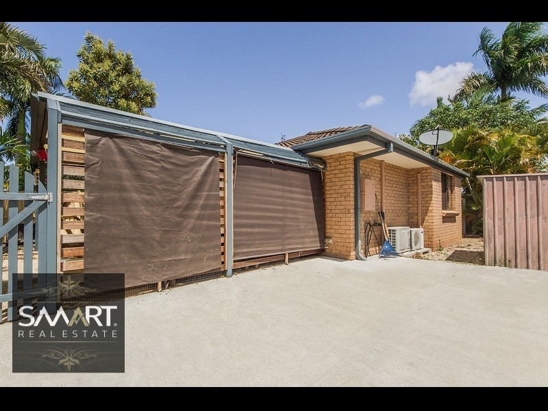 1/14 Stephenson Street, Labrador QLD 4215