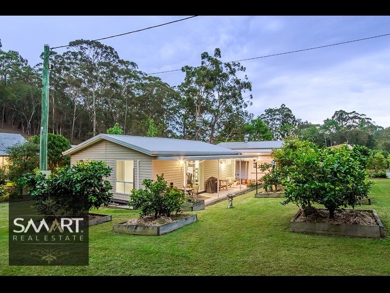 11 Kimmuli Drive, Elanora QLD 4221