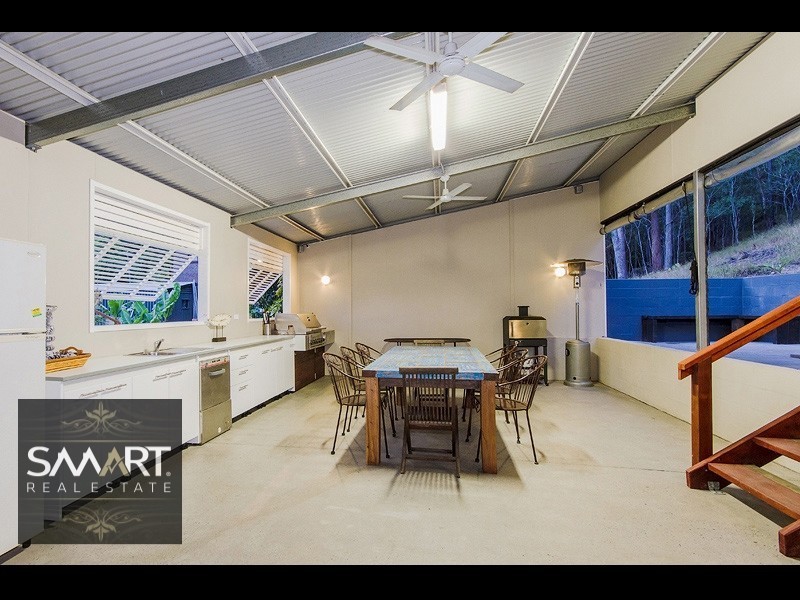 11 Kimmuli Drive, Elanora QLD 4221