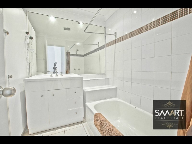 29/27 Peninsular Drive, Surfers Paradise QLD 4217