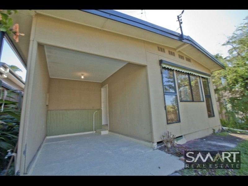 40 Sydney Street, Labrador QLD 4215