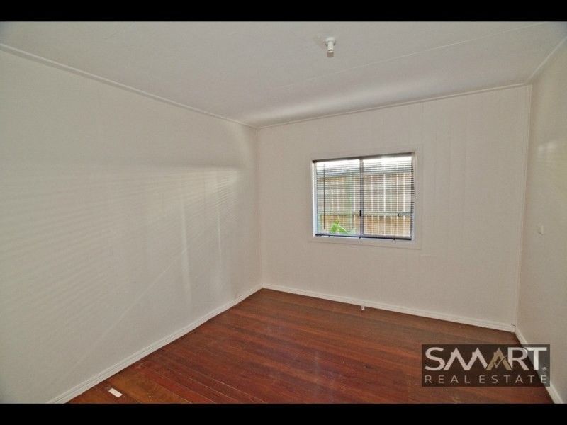 40 Sydney Street, Labrador QLD 4215