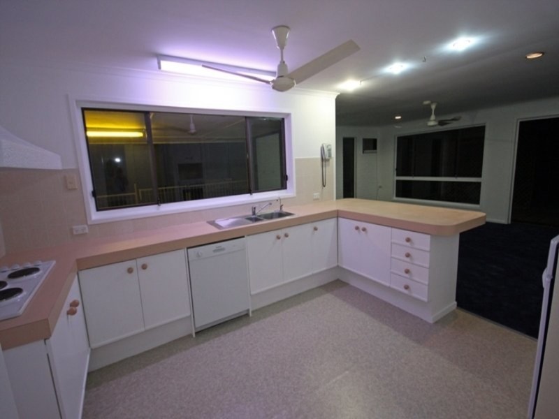 3 Koro Court, Ashmore QLD 4214