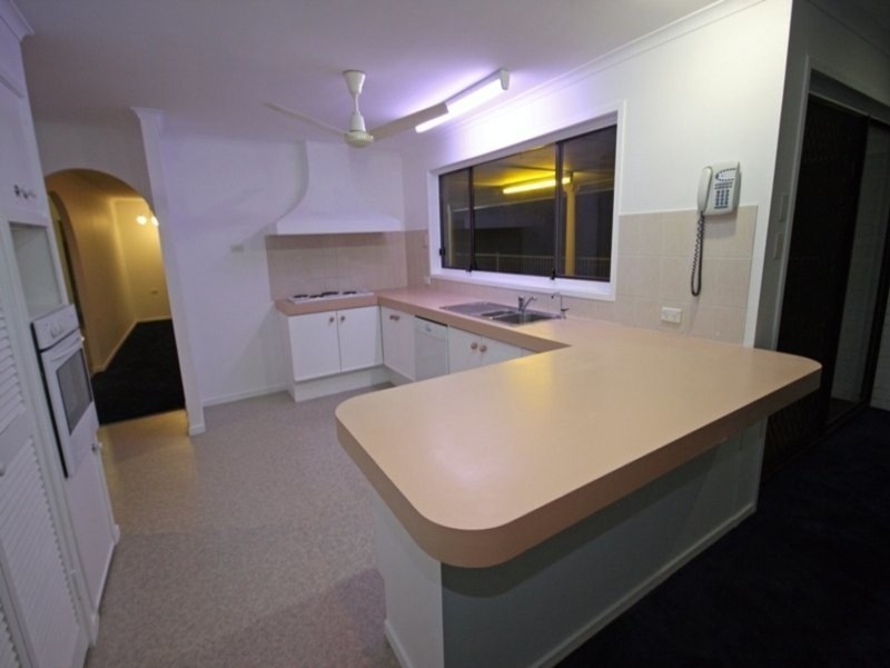 3 Koro Court, Ashmore QLD 4214
