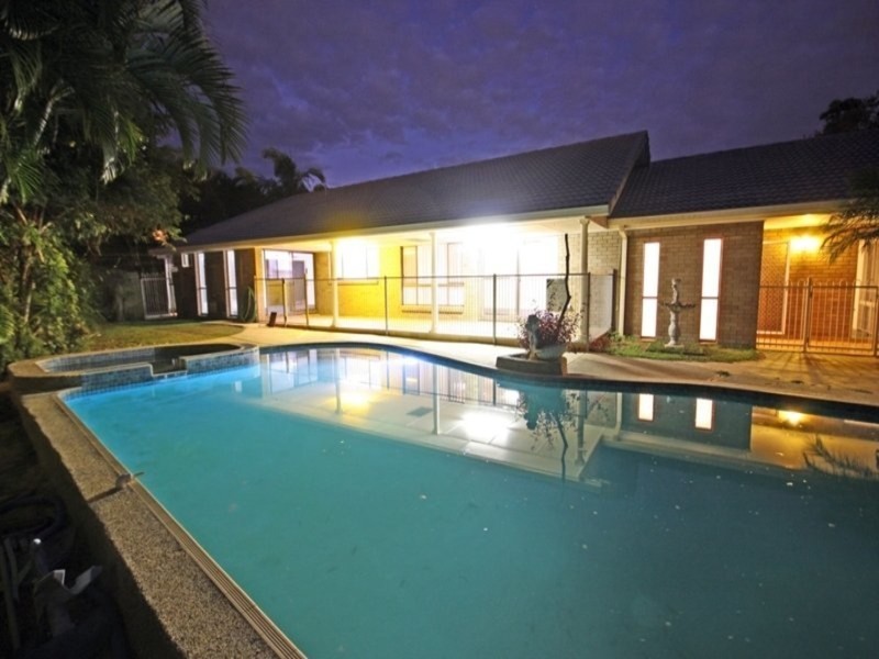 3 Koro Court, Ashmore QLD 4214