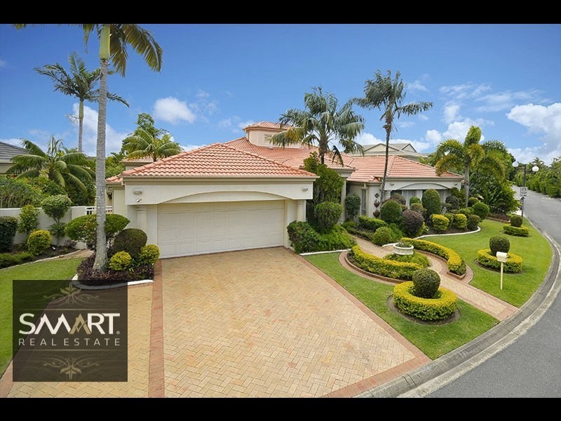 60/40 Cotlew Street E, Southport QLD 4215