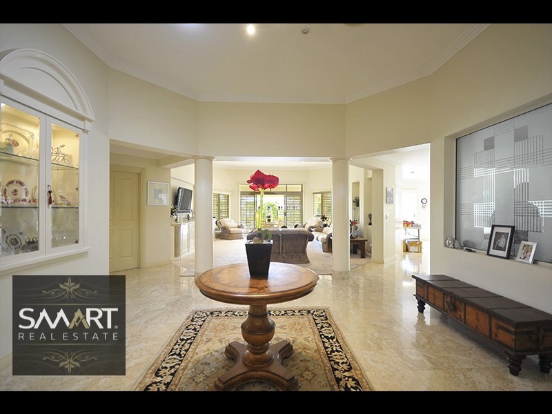 60/40 Cotlew Street E, Southport QLD 4215