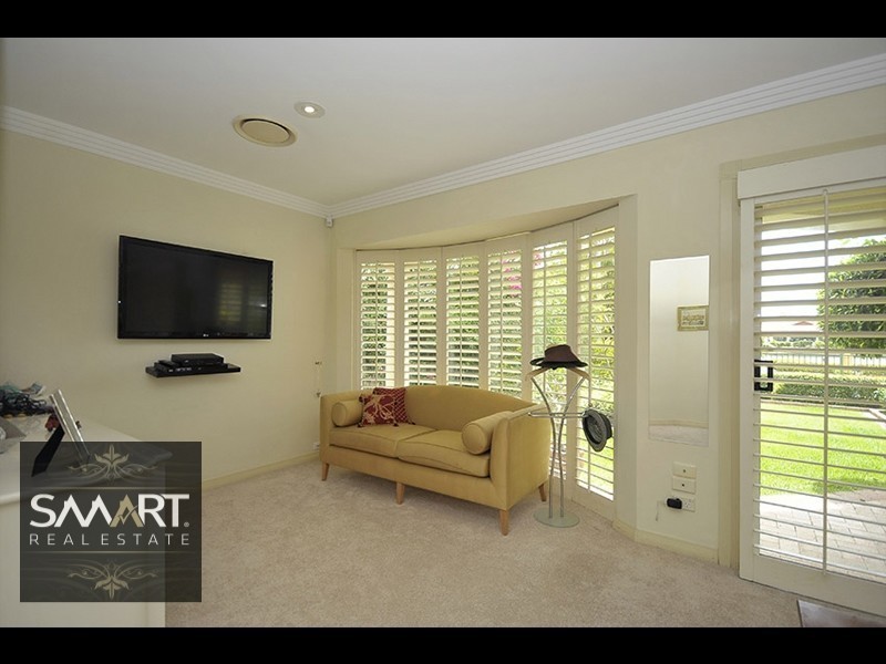 60/40 Cotlew Street E, Southport QLD 4215