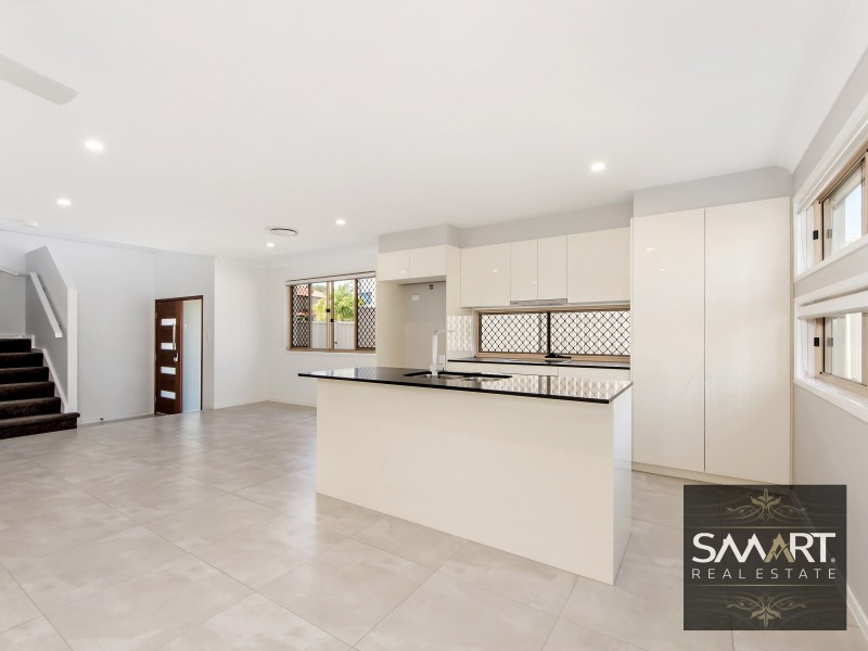 1/2 Mal Burke Street, Southport QLD 4215