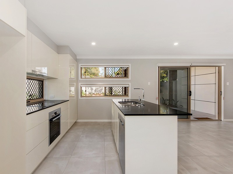 1/2 Mal Burke Street, Southport QLD 4215