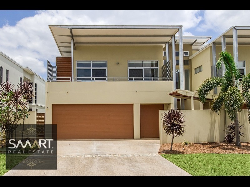 3033A The Boulevarde, Benowa QLD 4217