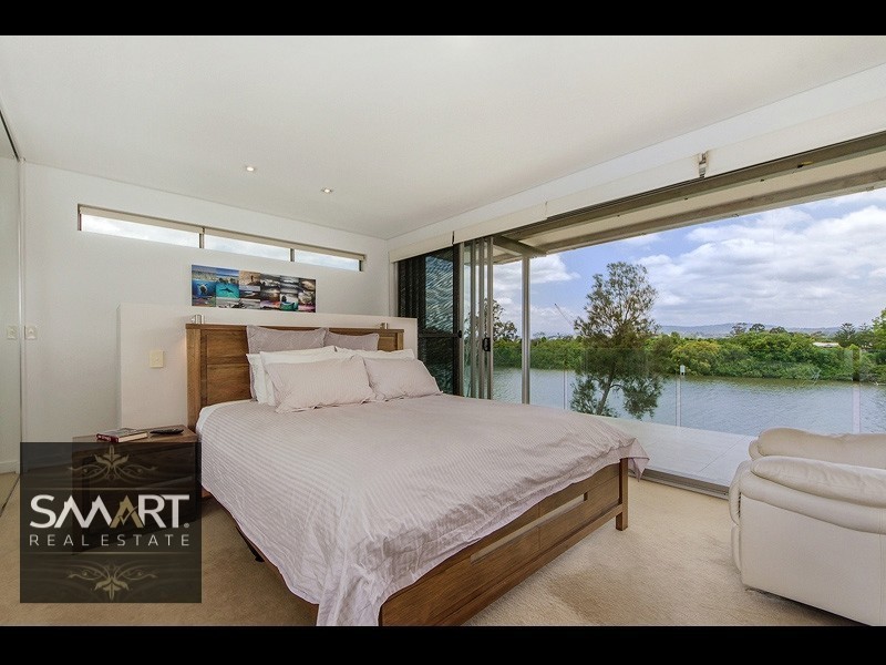 3033A The Boulevarde, Benowa QLD 4217